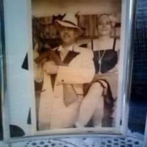 Meet your Posher, Chuck